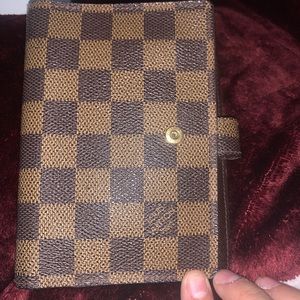 Louis Vuitton agenda